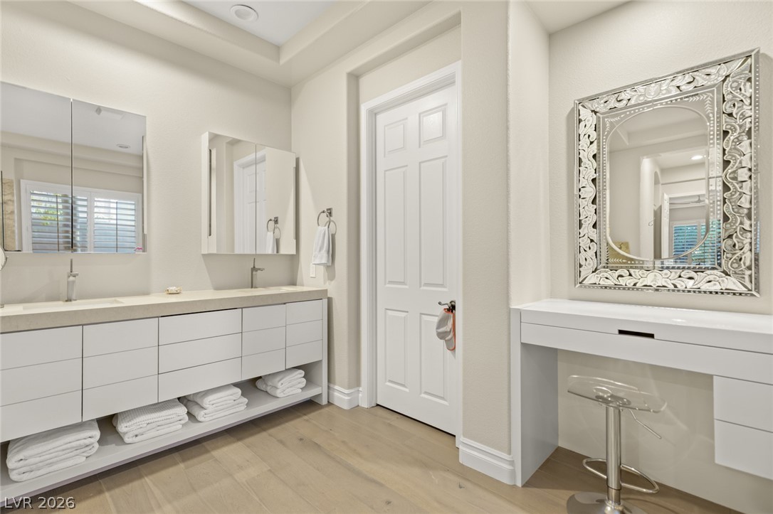 2142 Country Cove Court
