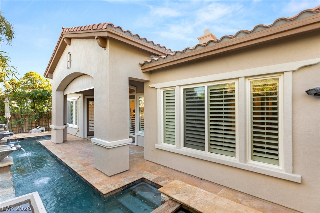 2142 Country Cove Court