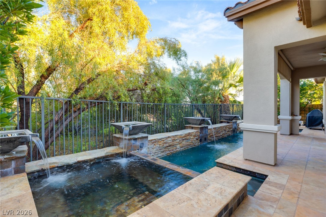 2142 Country Cove Court