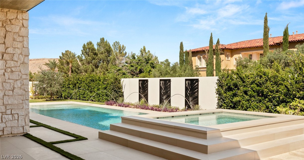 73 Olympia Canyon Way
