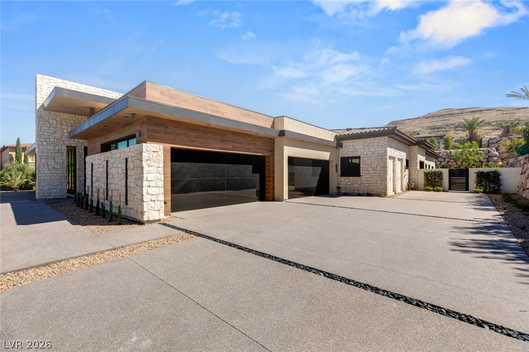 73 Olympia Canyon Way