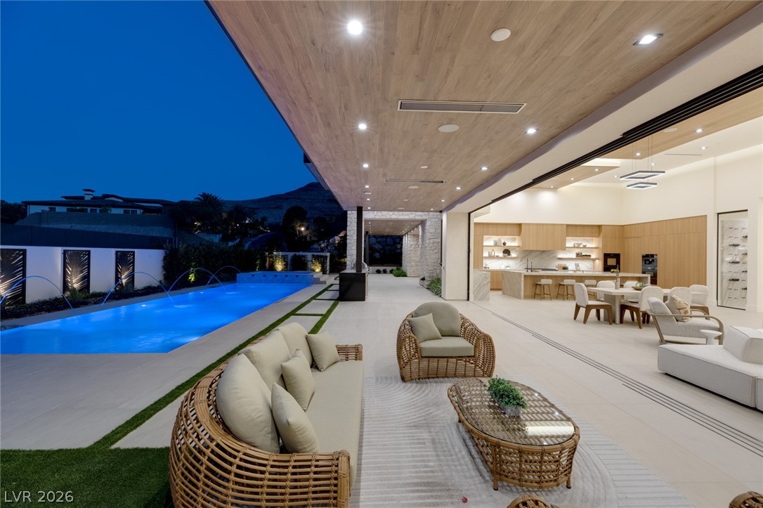 73 Olympia Canyon Way