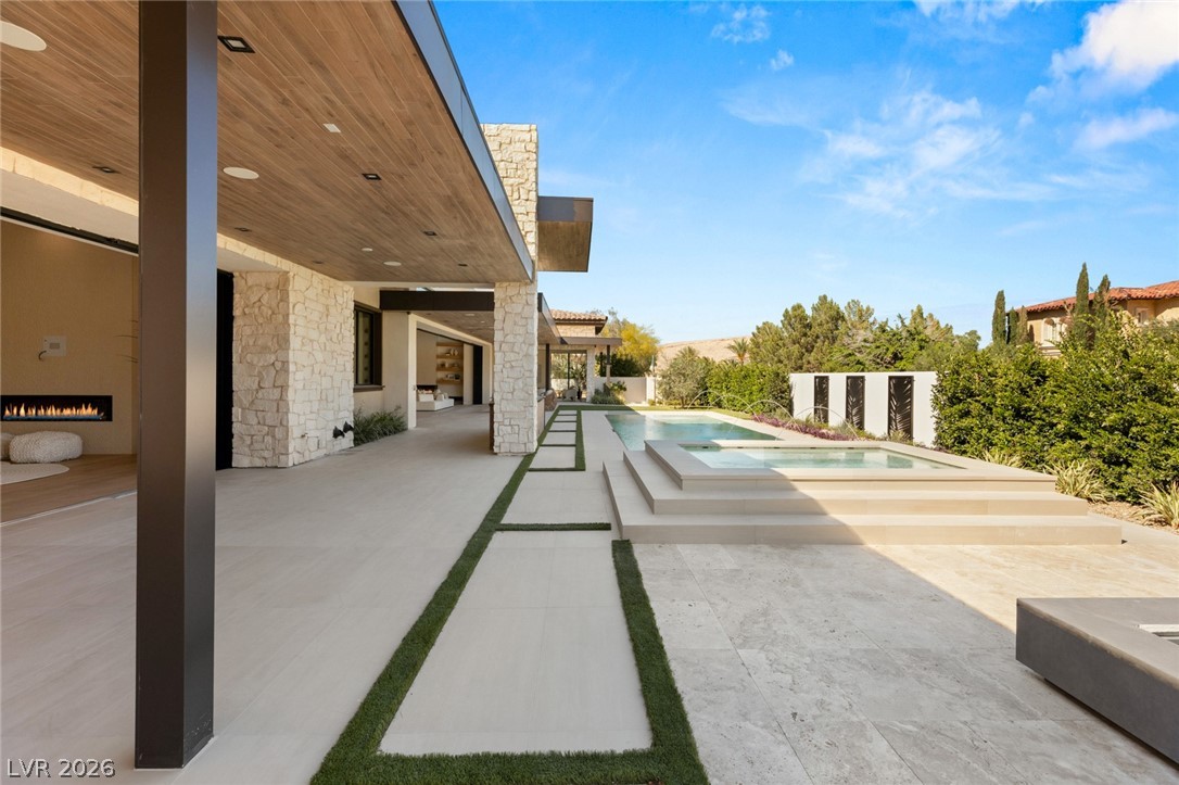 73 Olympia Canyon Way