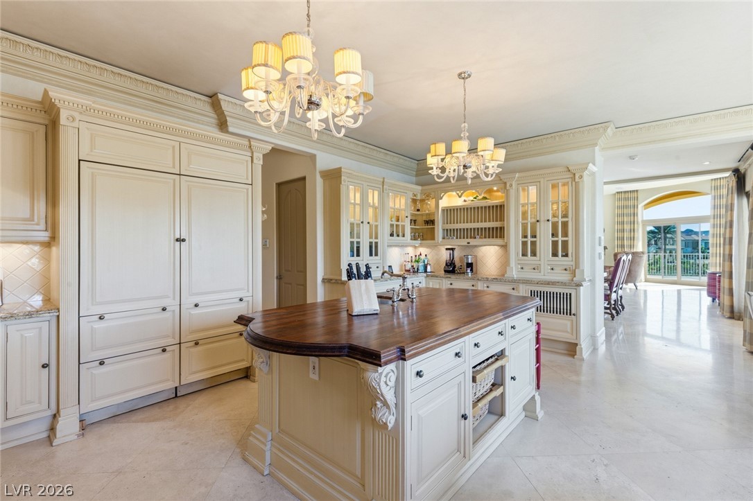 8 Rue Promenade Way