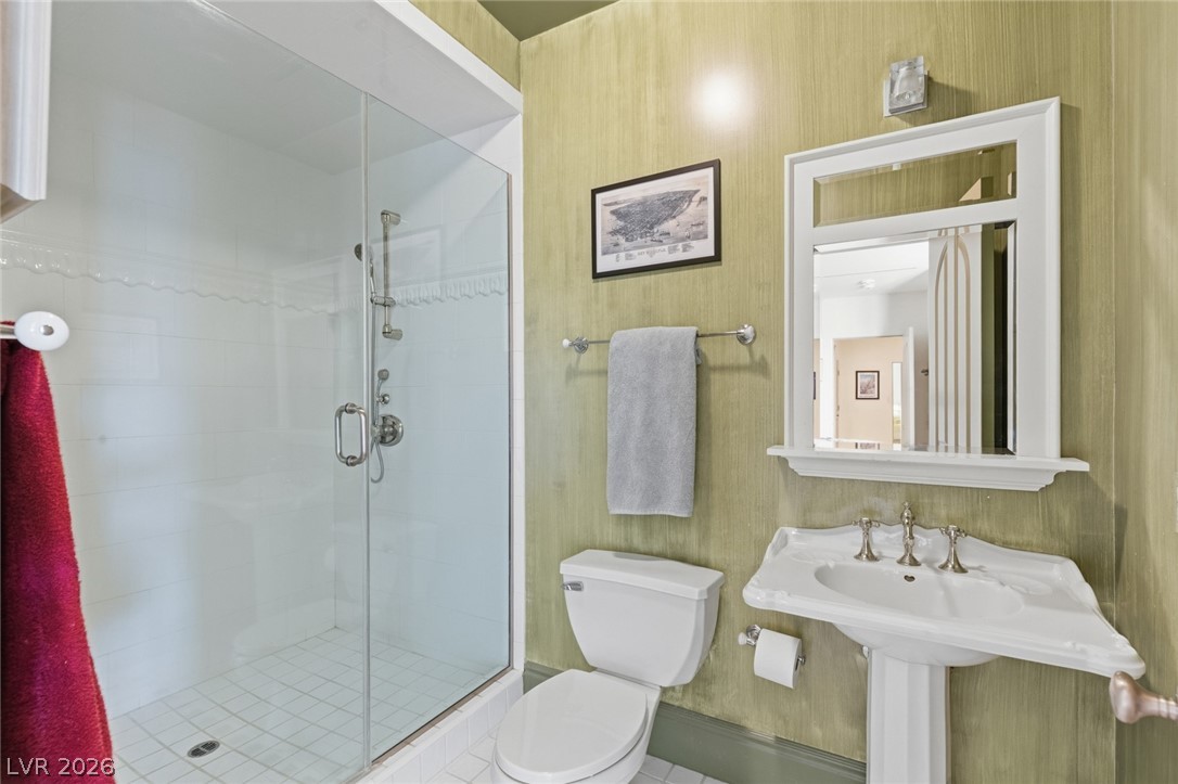8 Rue Promenade Way
