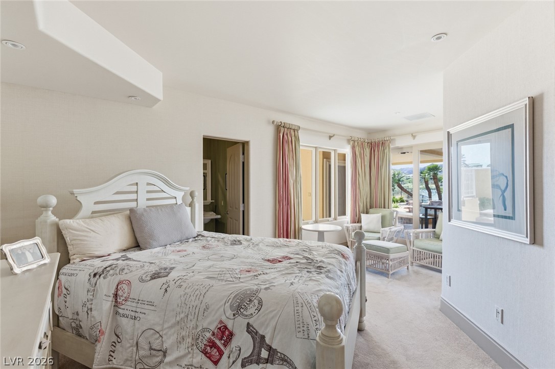 8 Rue Promenade Way