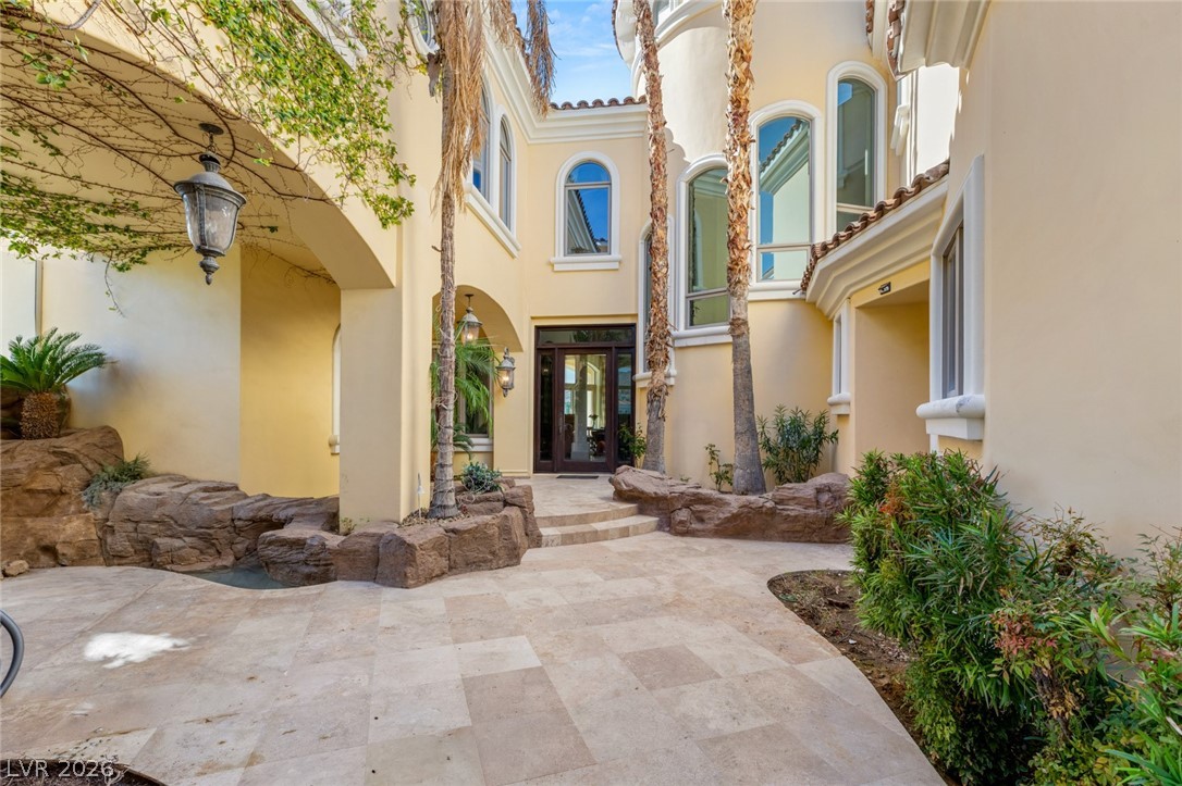 8 Rue Promenade Way