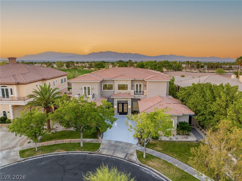 9328 Tournament Canyon Drive