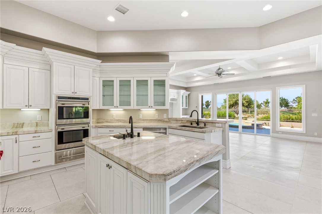 9328 Tournament Canyon Drive