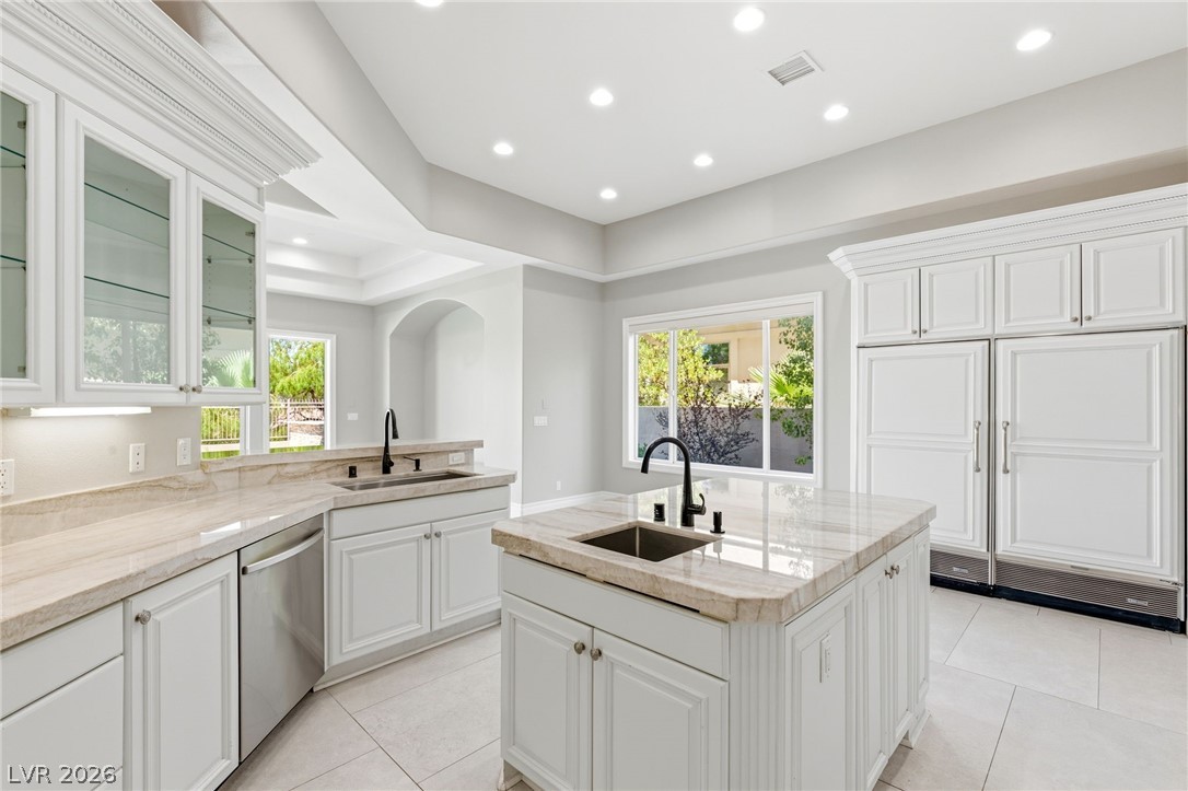 9328 Tournament Canyon Drive