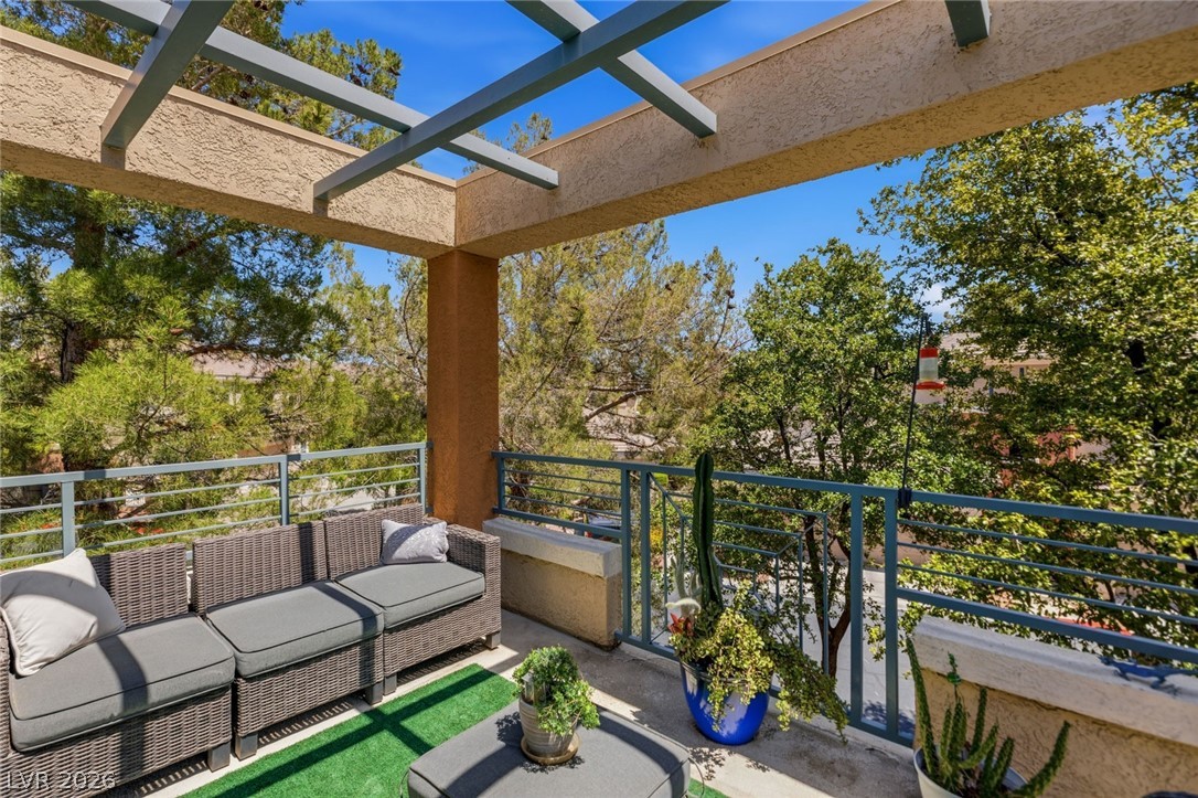 830 Cozette Court 201