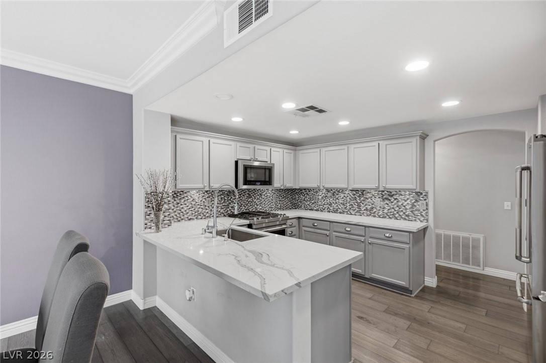 830 Cozette Court 201