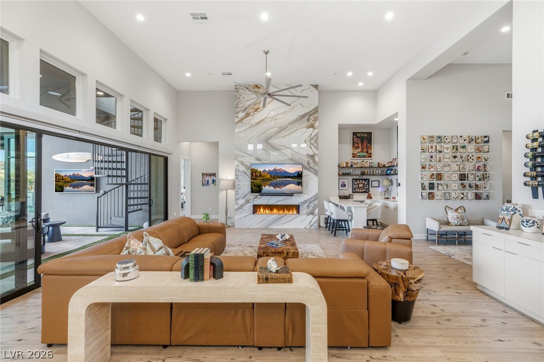 100 Tre Pietre Street