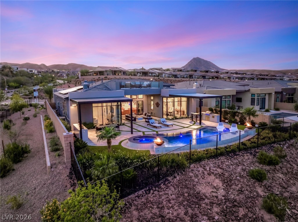 100 Tre Pietre Street