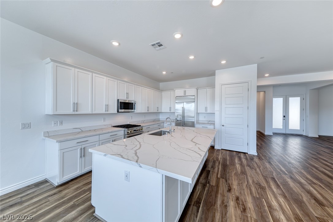 968 Woodburn Lane