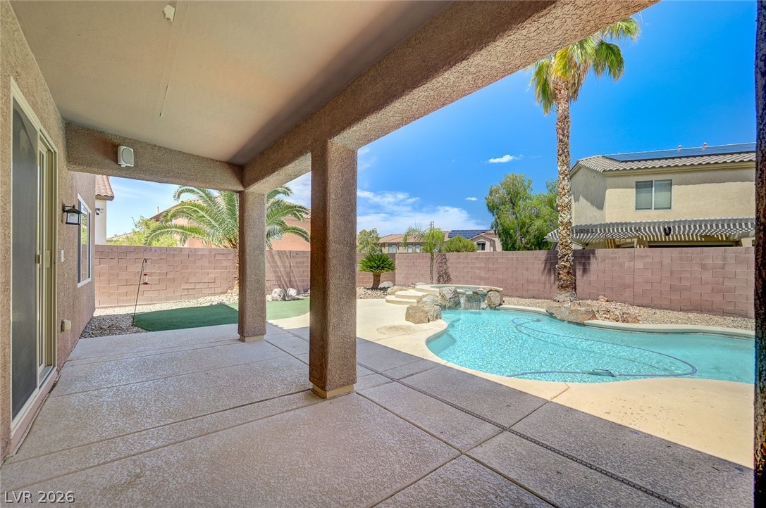 2556 Chateau Clermont Street