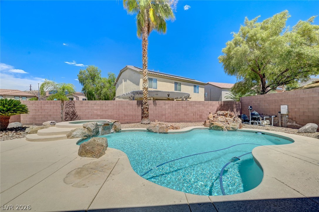 2556 Chateau Clermont Street