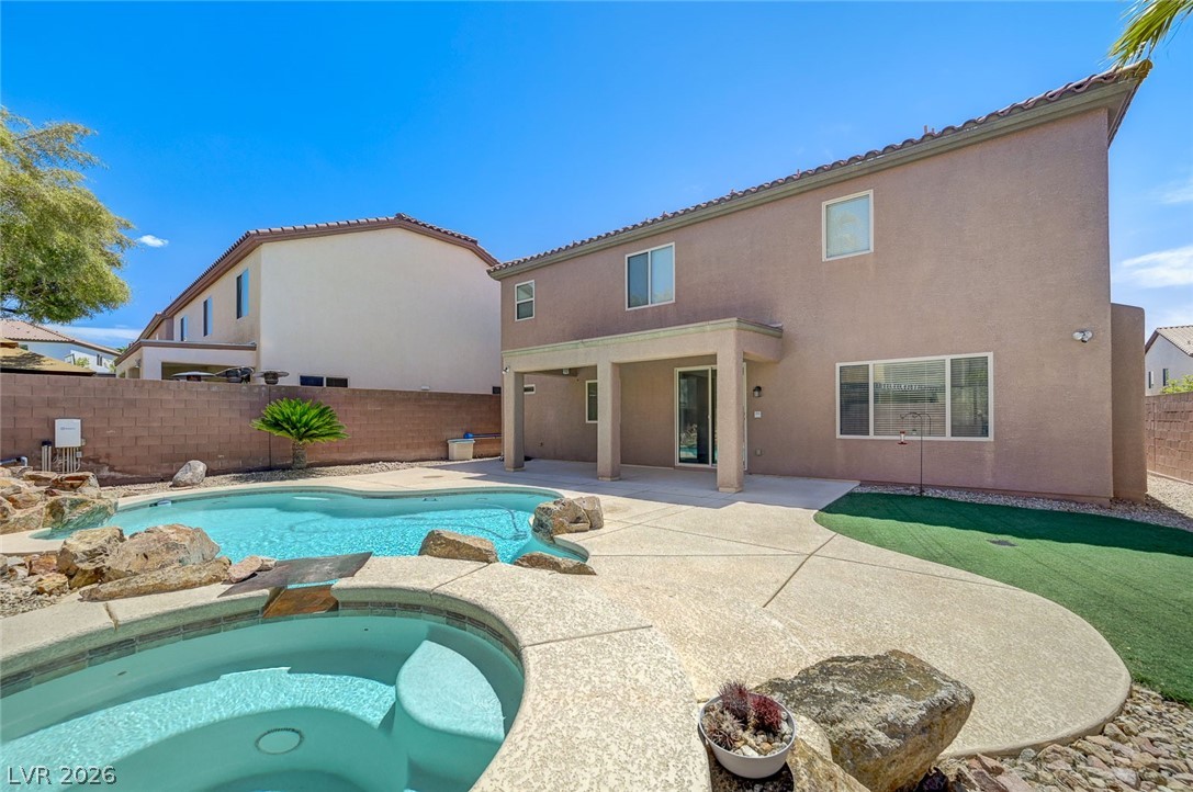 2556 Chateau Clermont Street