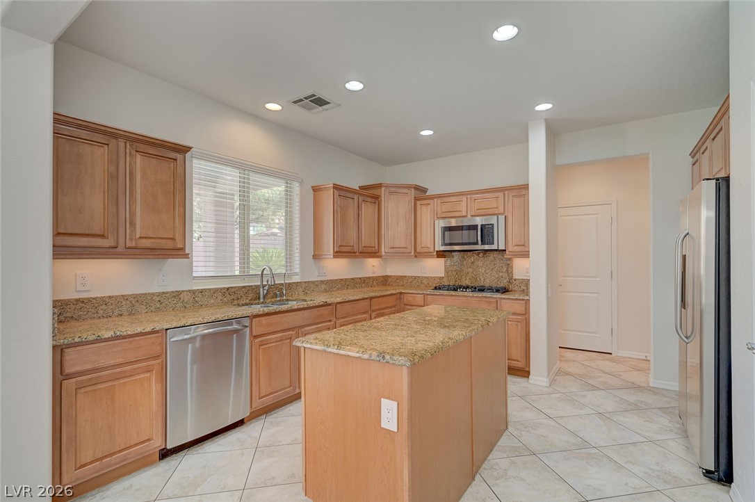 2556 Chateau Clermont Street