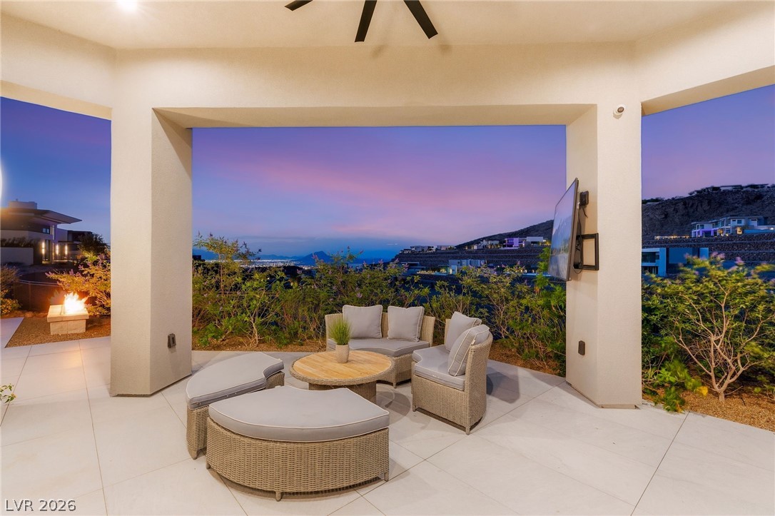 14 SANCTUARY PEAK Court
