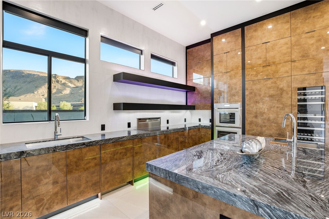 14 SANCTUARY PEAK Court