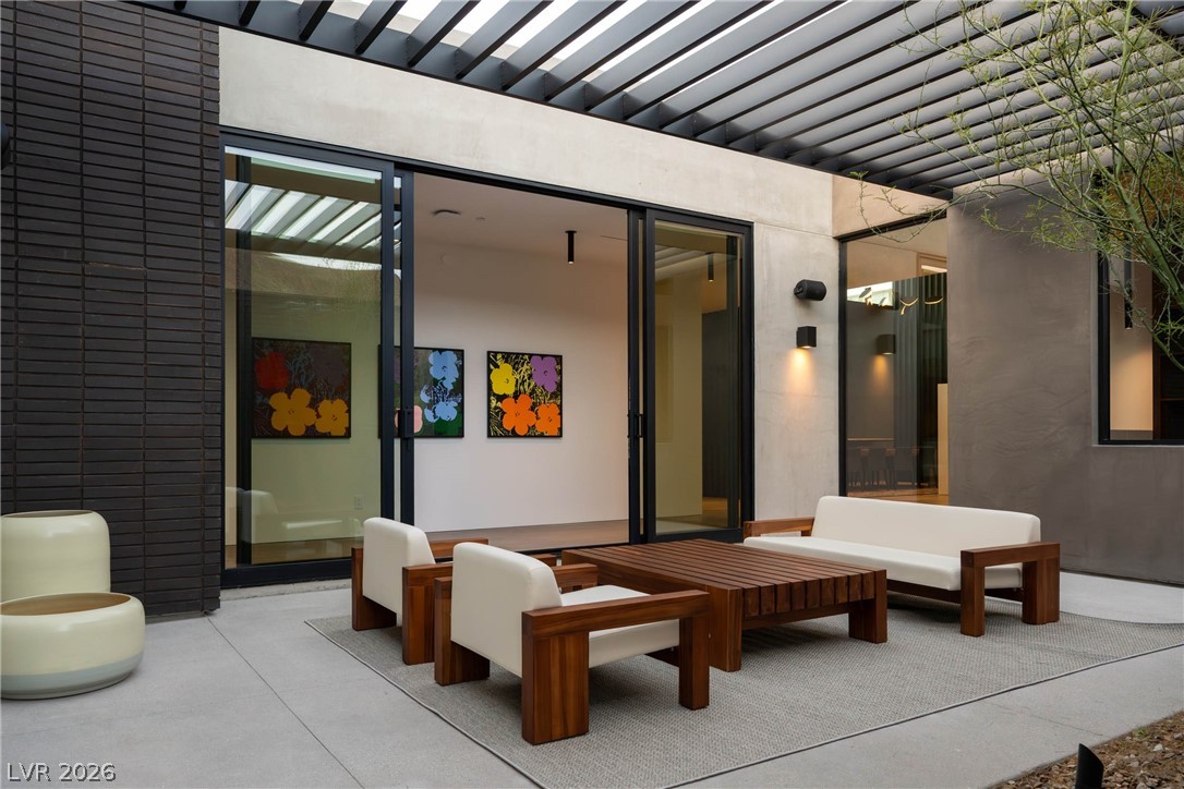 10 Sanctuary Peak Court