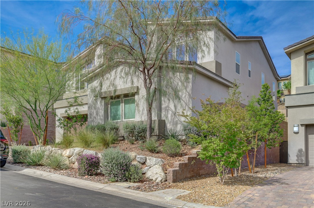 32 Vista Outlook Street