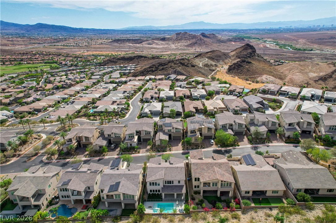 32 Vista Outlook Street