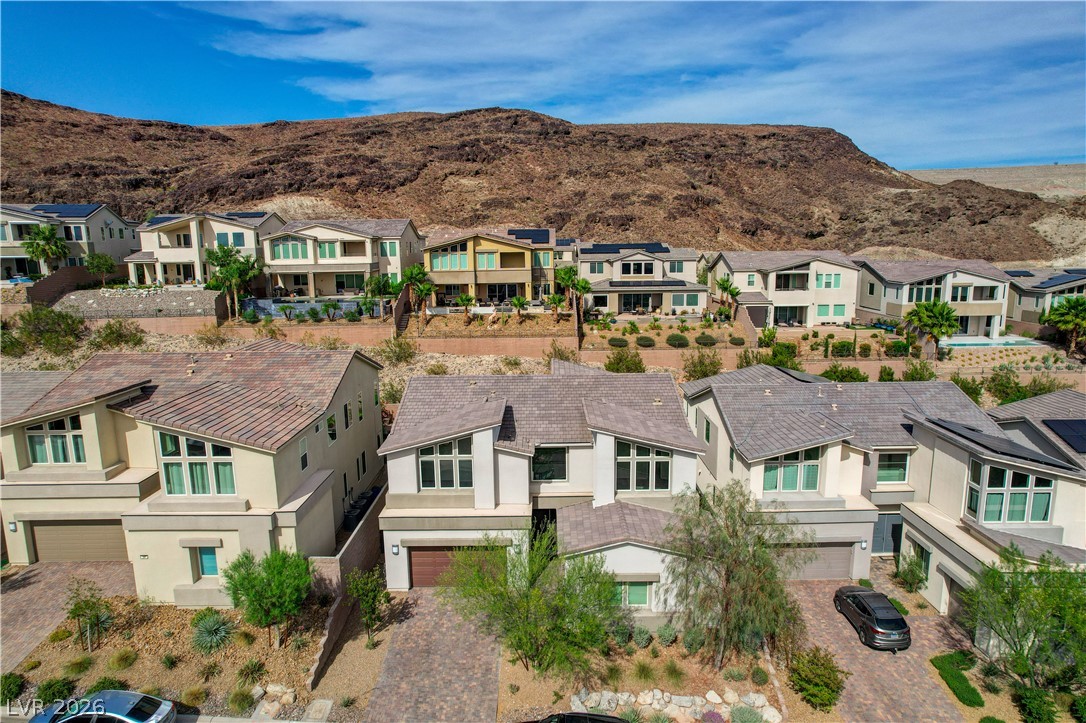 32 Vista Outlook Street