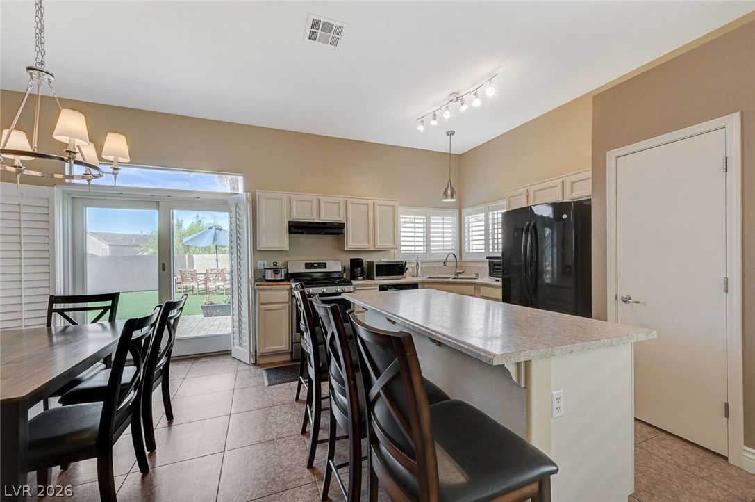 740 Camino Del Ray
