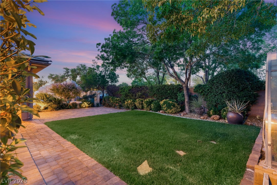 2960 American River Lane