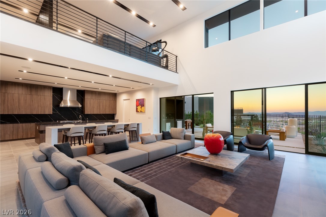 625 Sleeping Dragon Drive