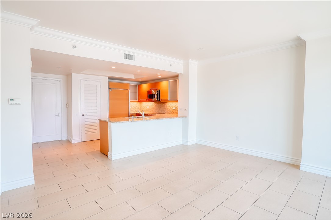 222 Karen Avenue 2506