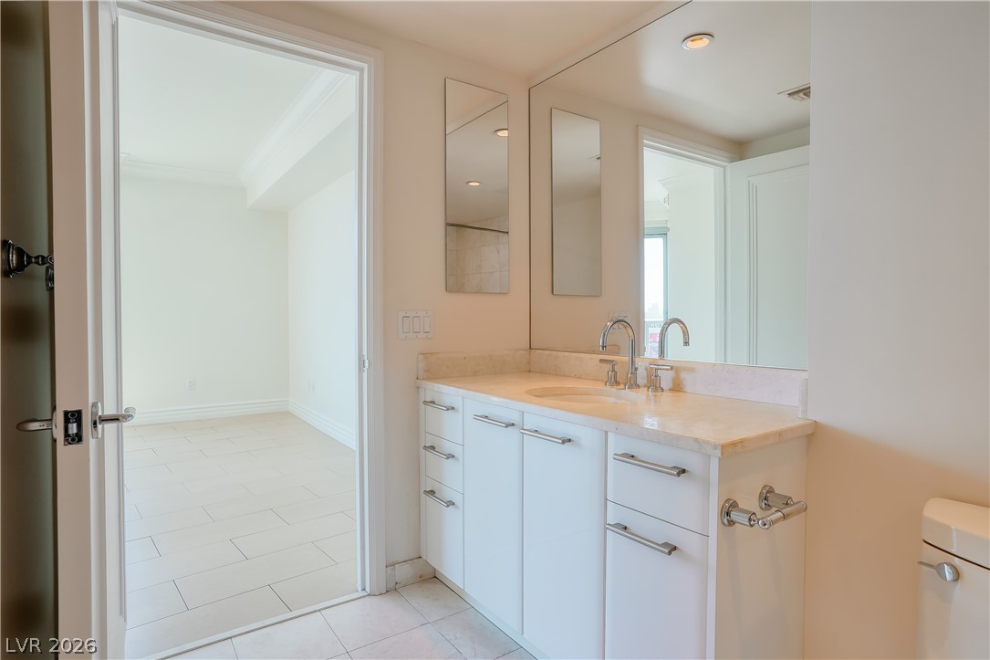 222 Karen Avenue 2506