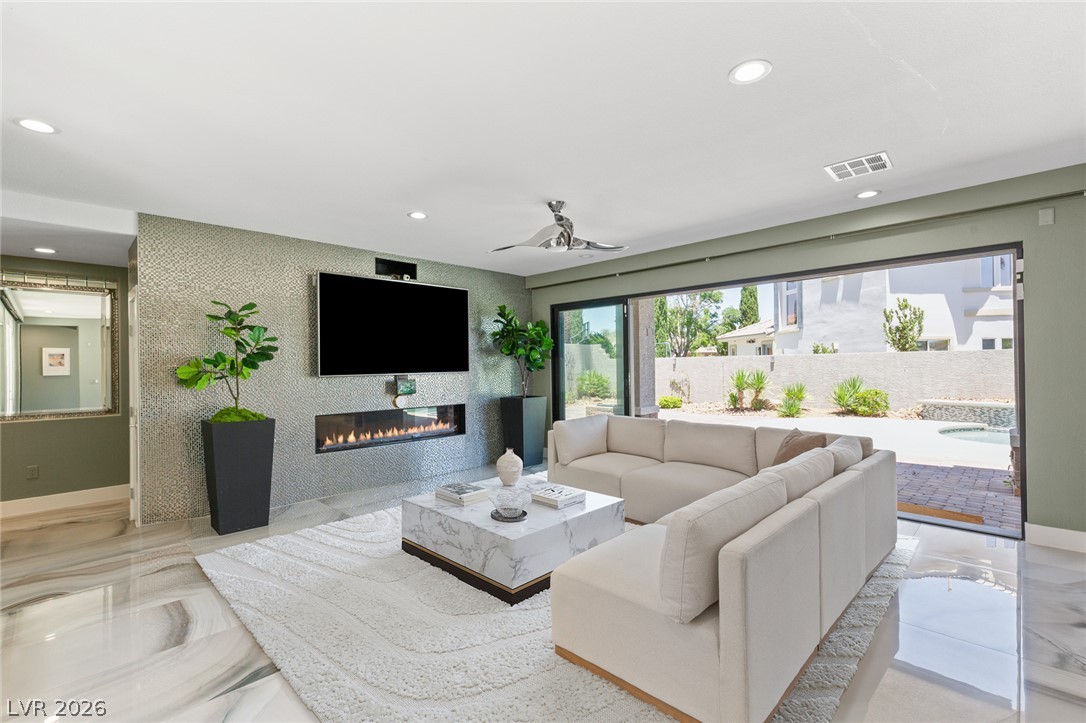 3552 Coventry Gardens Drive