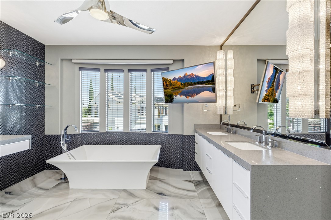 3552 Coventry Gardens Drive