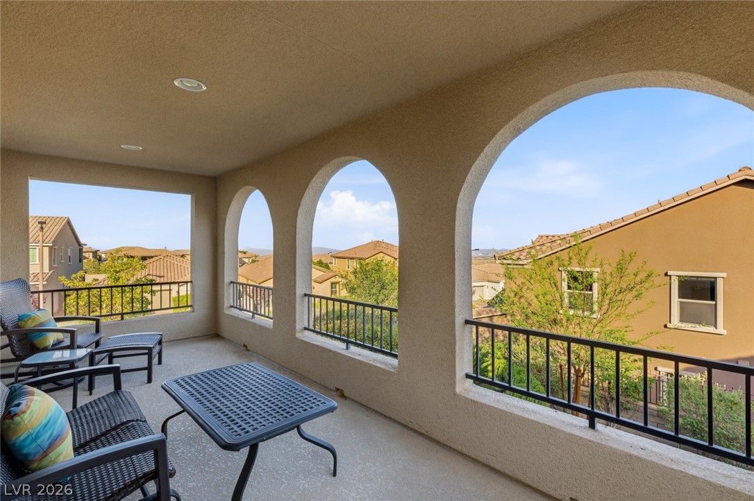 12225 Los Mares Lane