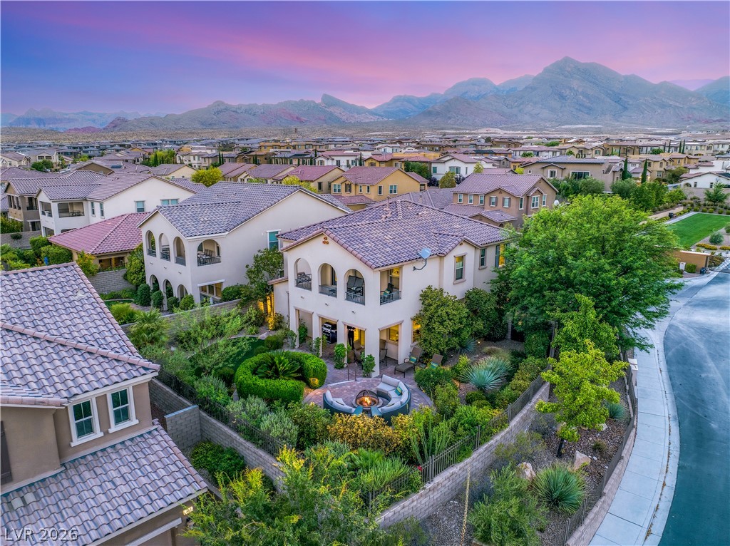 12225 Los Mares Lane