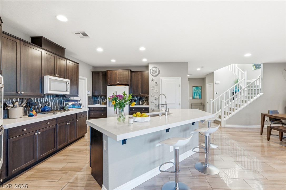 12225 Los Mares Lane