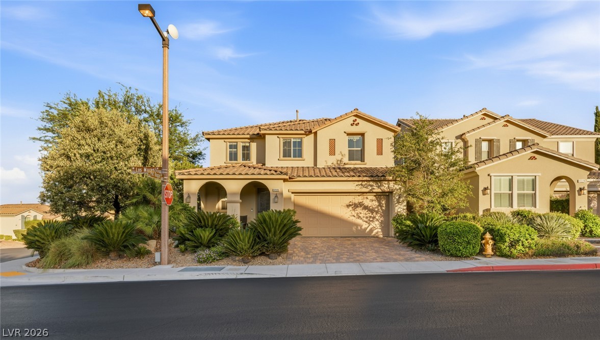 12225 Los Mares Lane