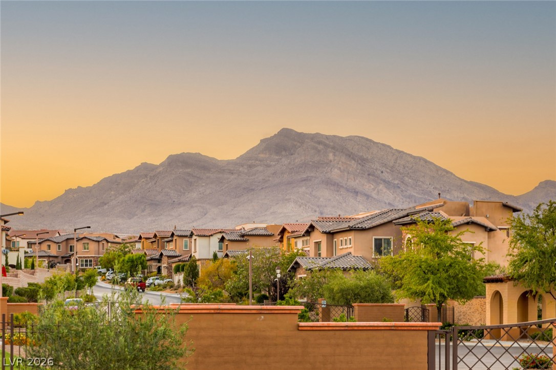 12225 Los Mares Lane