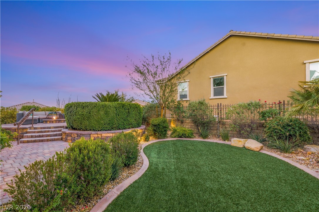 12225 Los Mares Lane