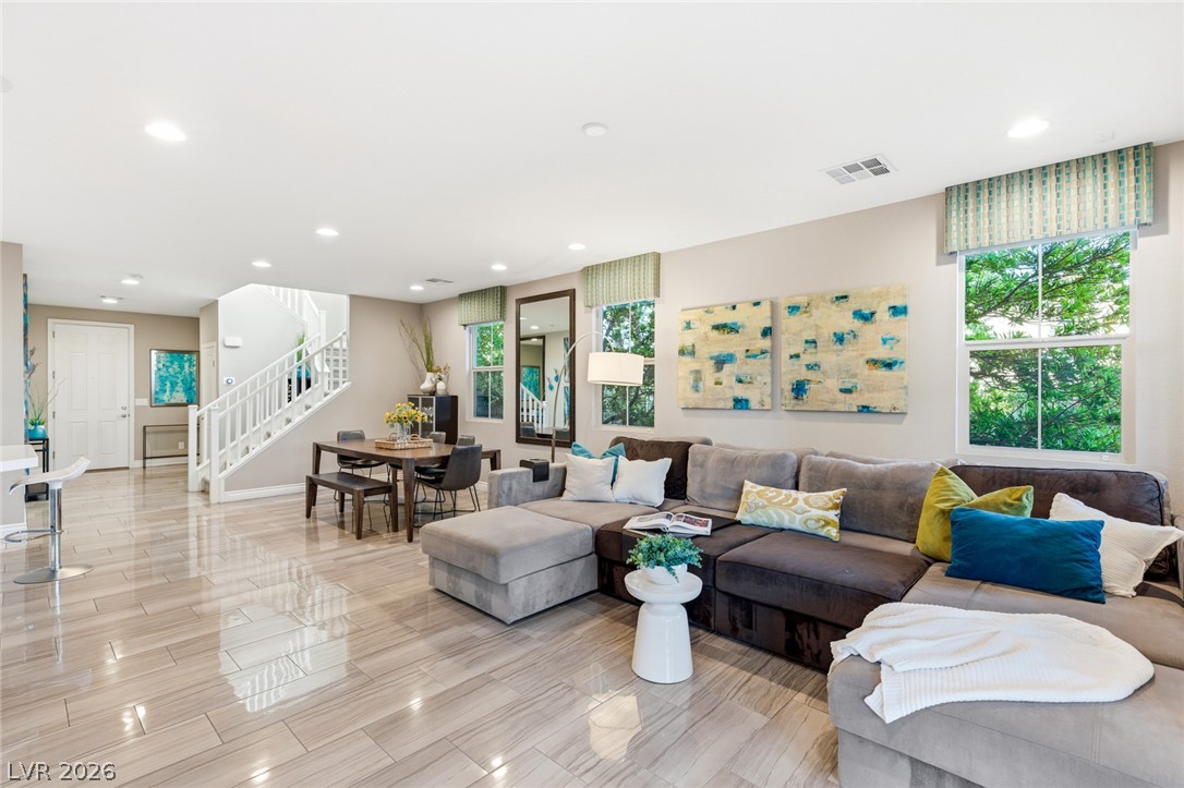 12225 Los Mares Lane