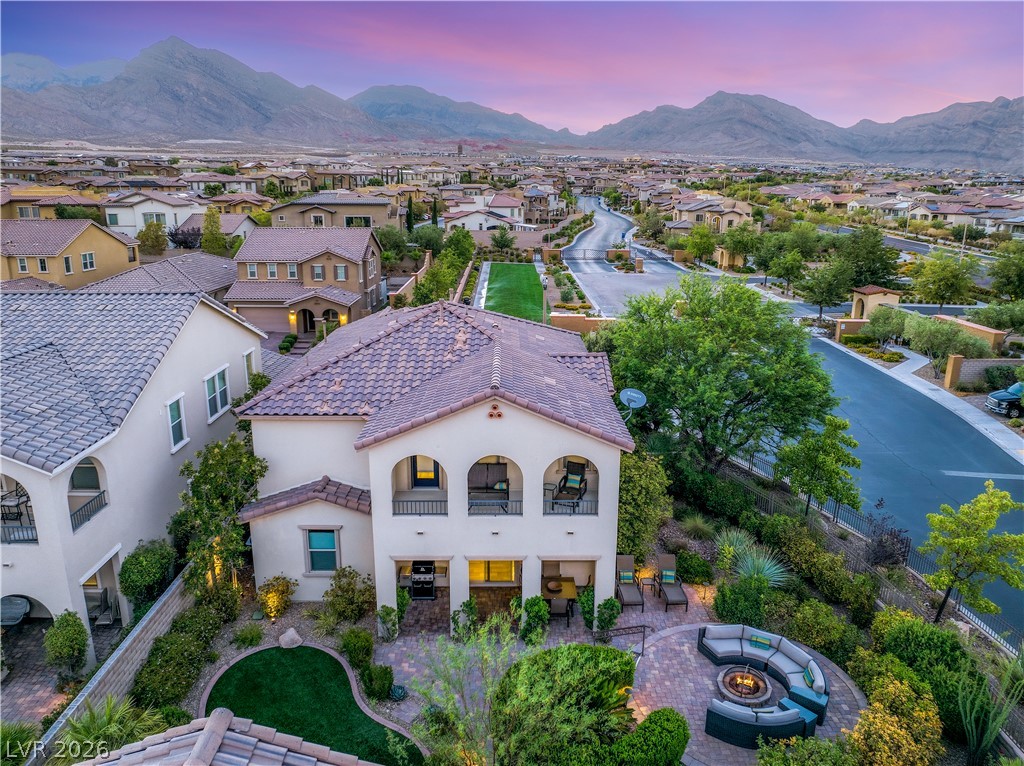 12225 Los Mares Lane