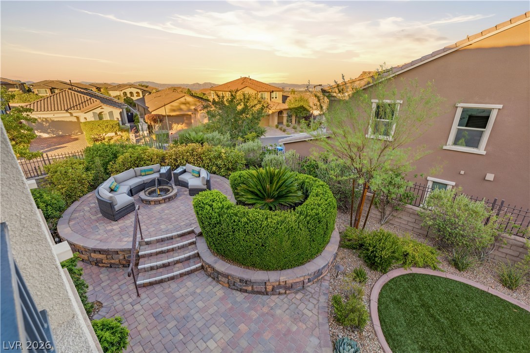 12225 Los Mares Lane