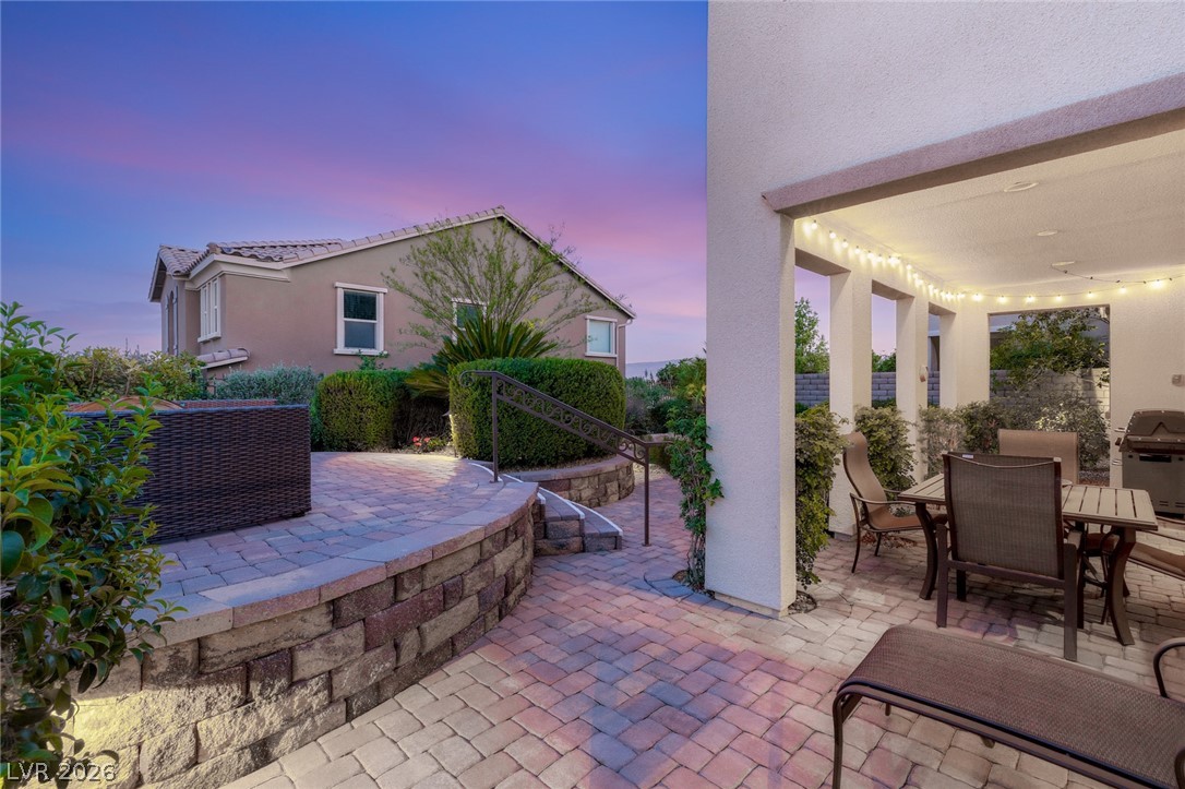 12225 Los Mares Lane