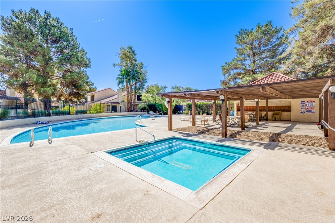 2835 Glendevon Circle