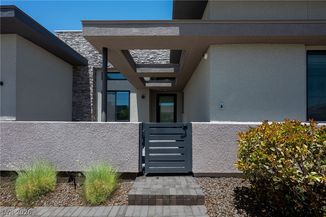 413 Vista Sunset Avenue