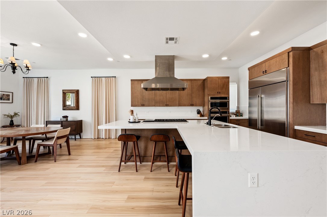 413 Vista Sunset Avenue