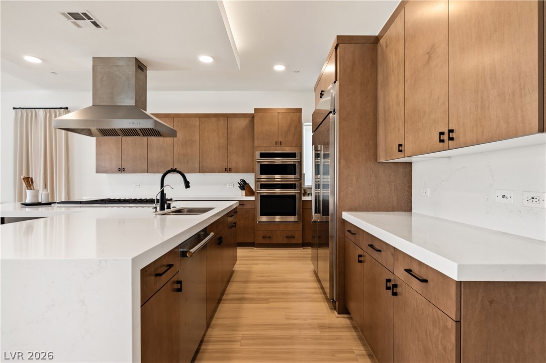 413 Vista Sunset Avenue